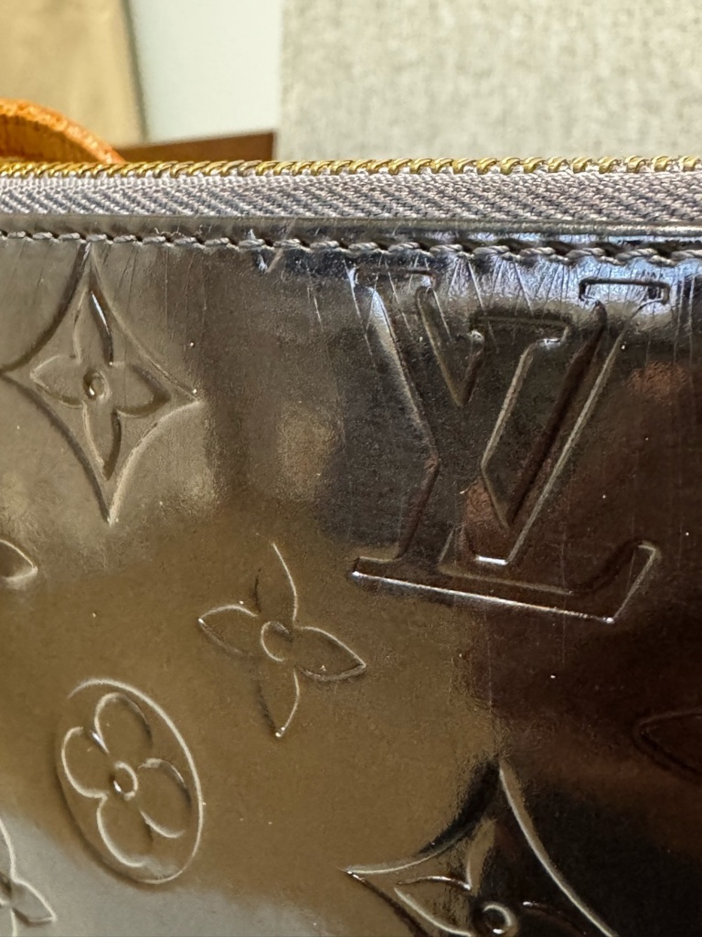 Louis Vuitton Authentic Black Vernis Lexington Tan Strap + Dust Bag + Paper Tote - Picture 14 of 17